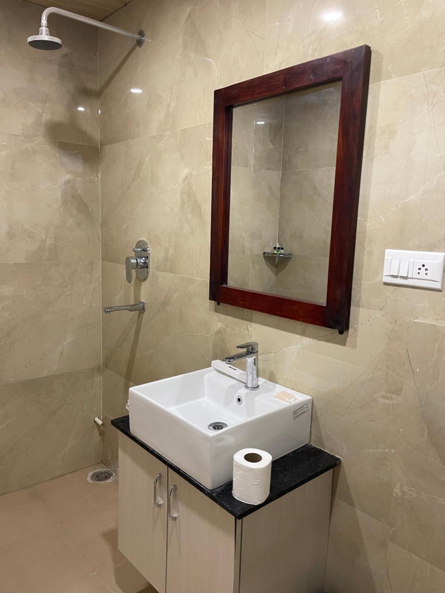 Vrindavan Greens Resort Udaipur Extérieur photo
